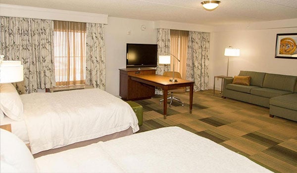 Hampton Inn & Suites Albany Downtown